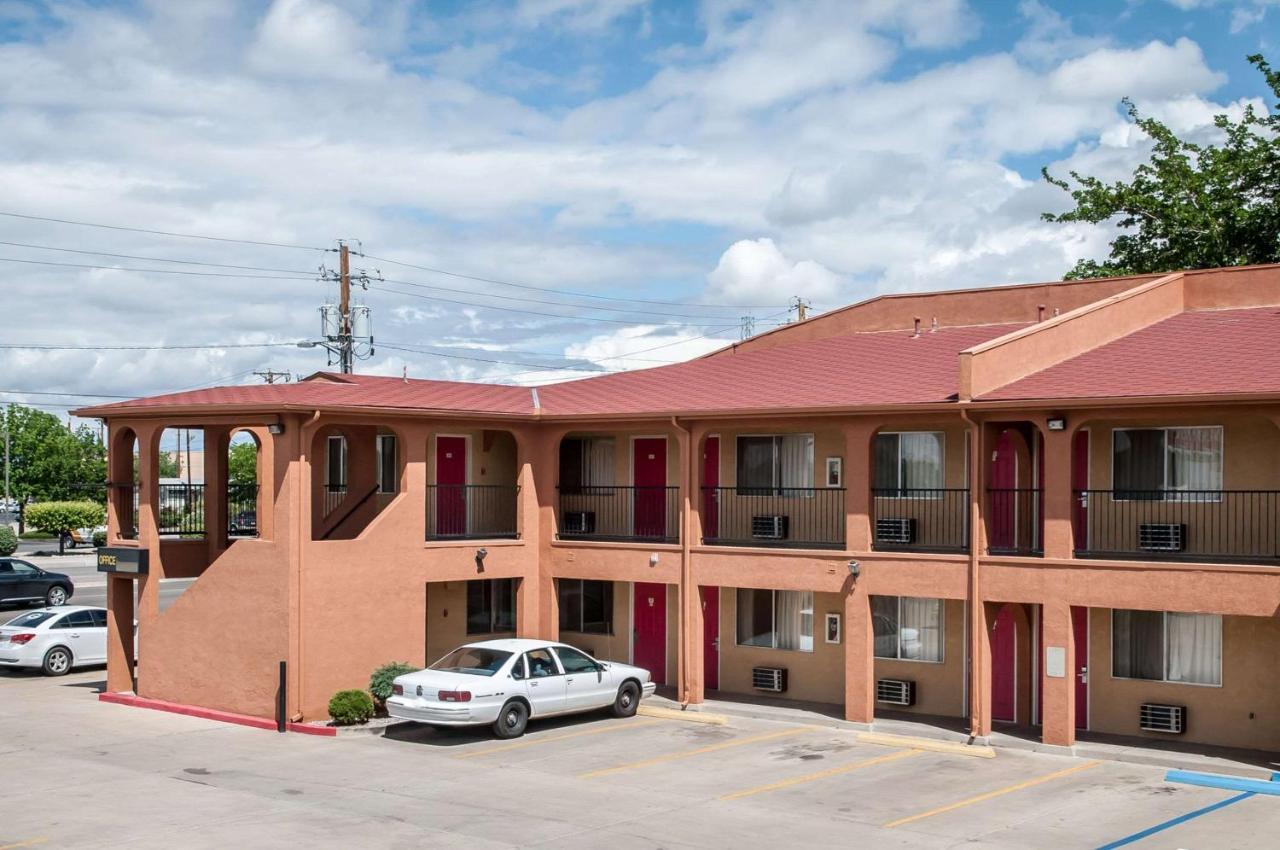 Econo Lodge Midtown Albuquerque Exterior foto